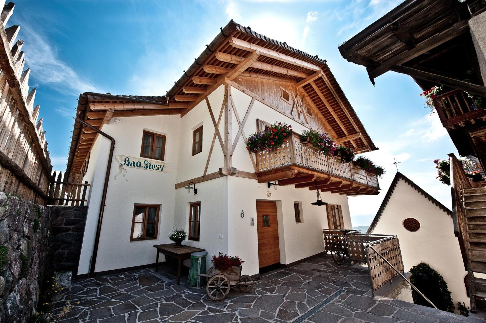Gasthaus Bad Siess Longostagno Bagian luar foto